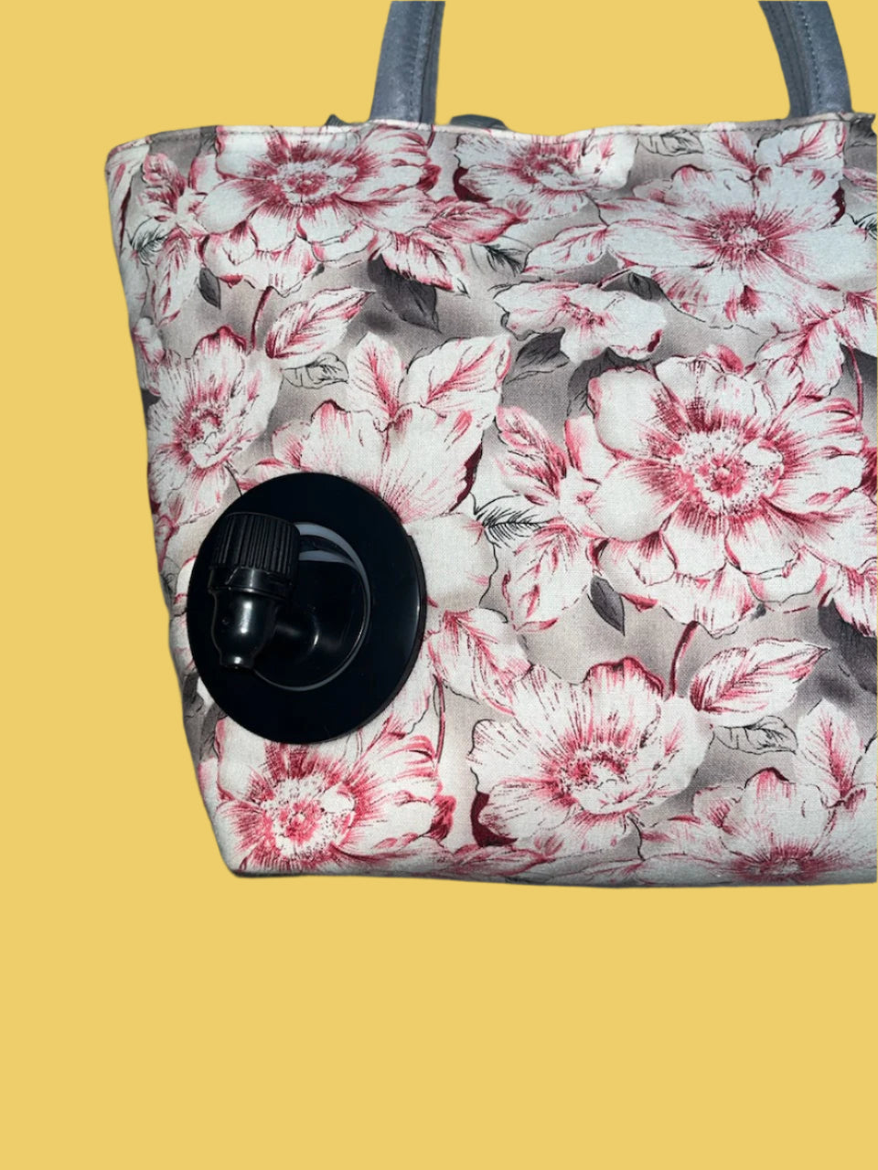 Wine bag Cooler disguised in a purse hidden wine bag cooler